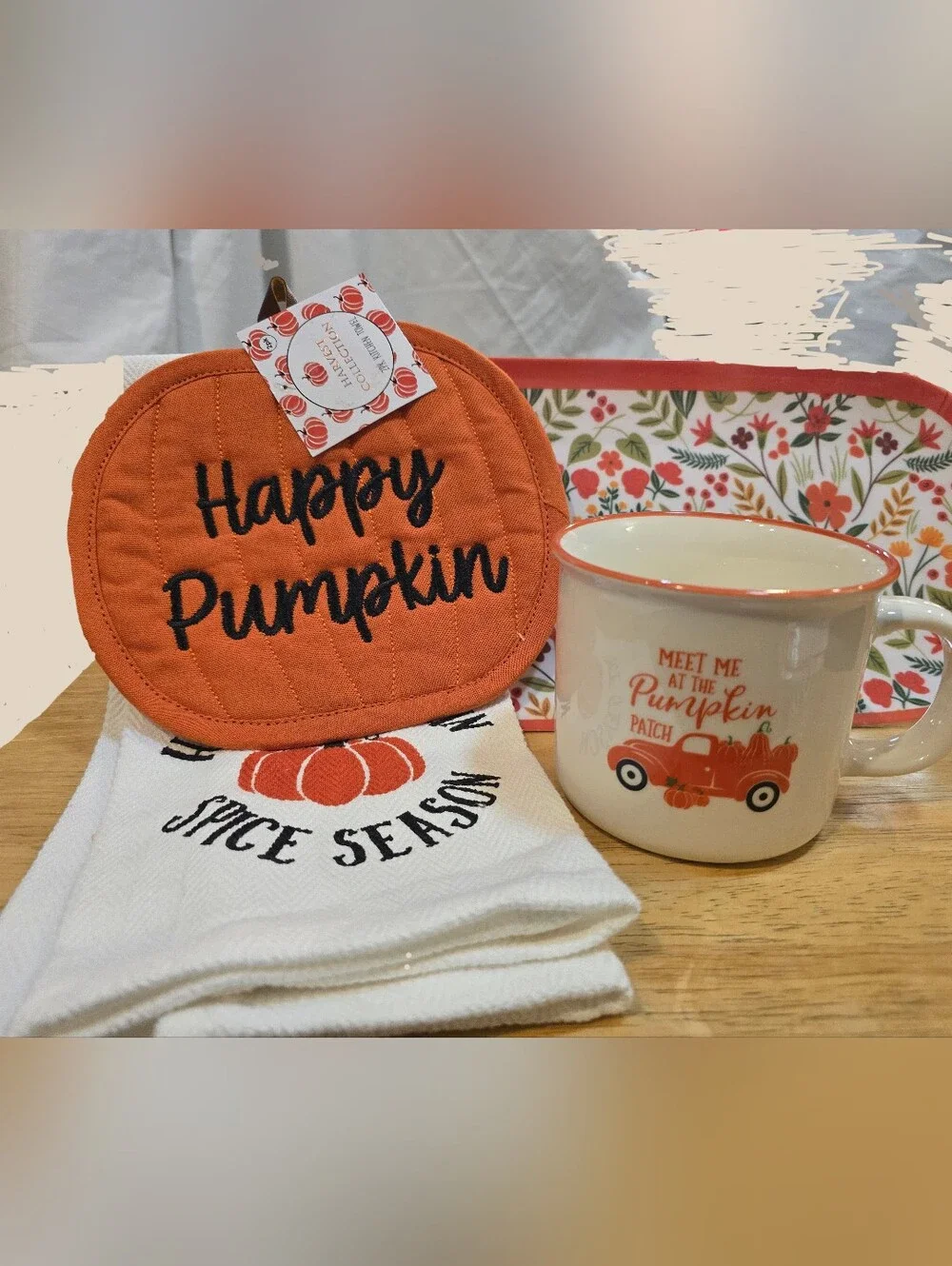 4pc Happy Pumpkin Orange Autumn Kitchen Set - Mug, Potholder & Towel
